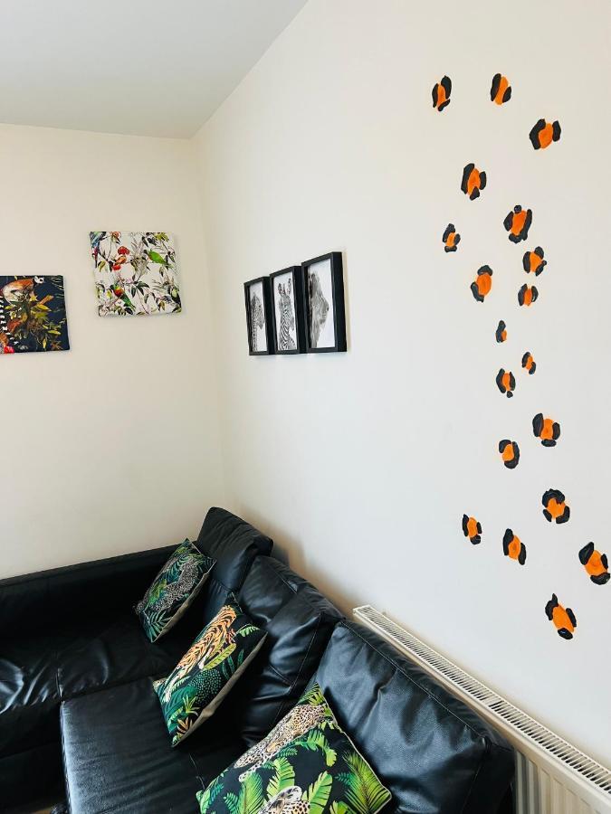 Safari Apartment, Free Parking, 10Min Walk To Blackpool Tower, Sleeps 12 Dış mekan fotoğraf